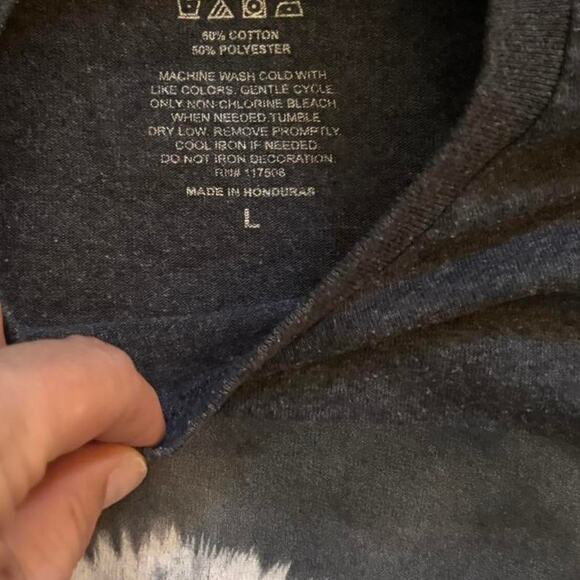 Funny graphic tee with squirrels - Picture 3 of 3